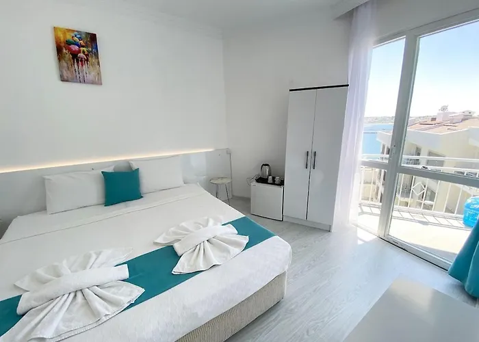 Minerva Port Otel 3*